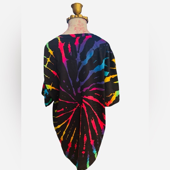 NWOT Lisa Frank Lisa Freak Rainbow Tie Dye Tee Size: Large - Picture 3 of 6